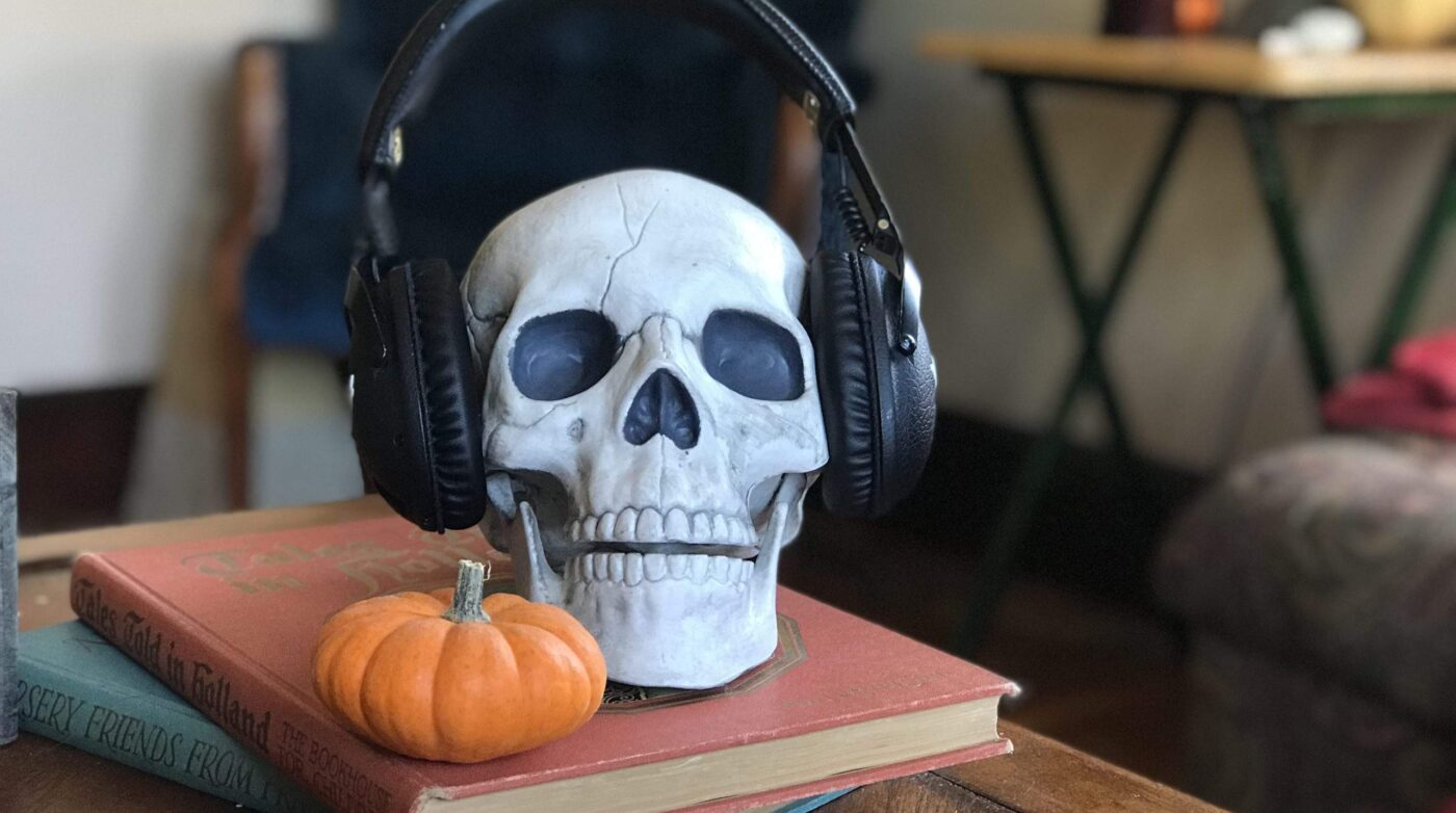 Featured image for “Spoop Your Ears: 5 Scary Good Podcasts You Need to Listen to This October”