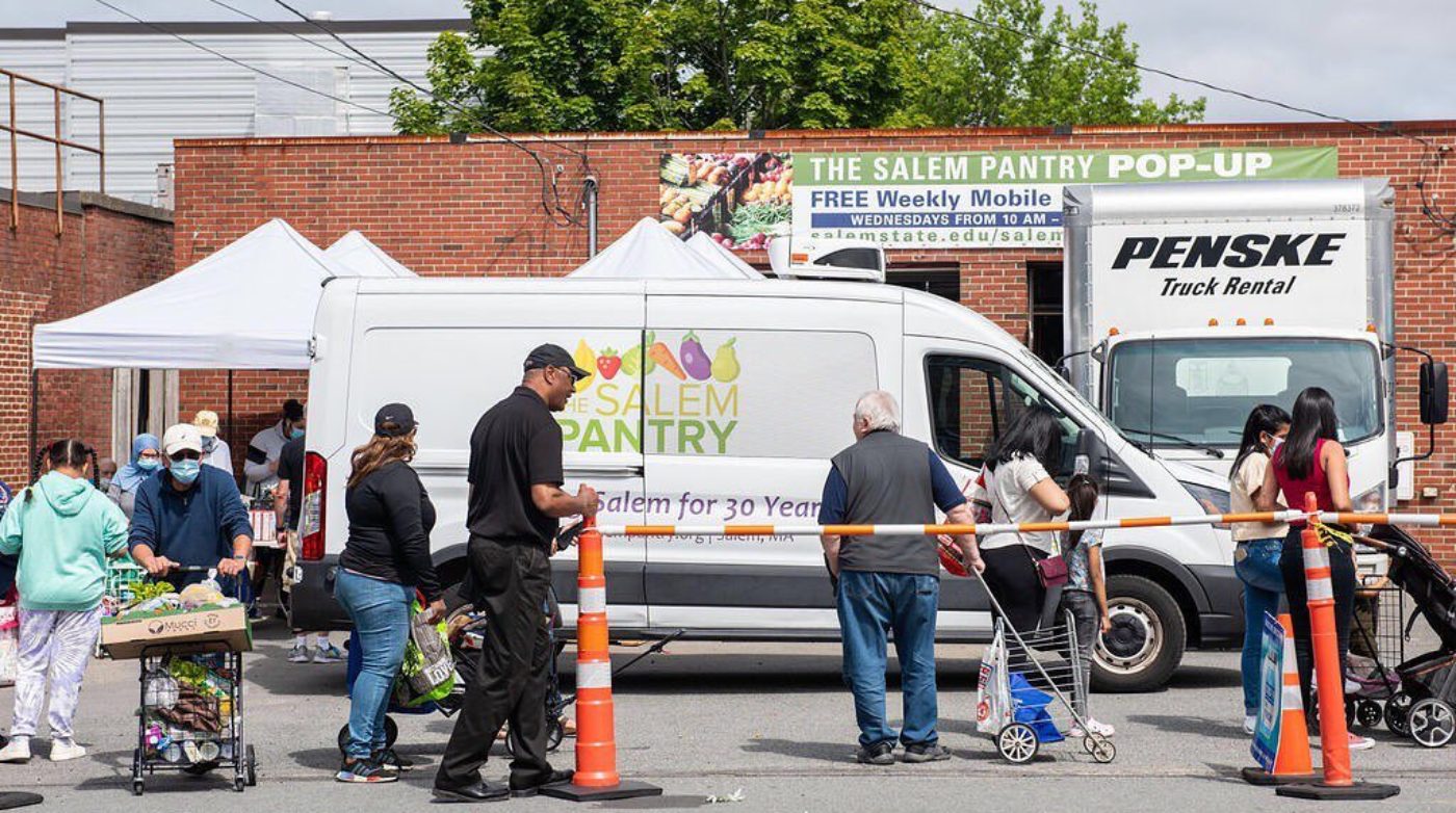 Featured image for “Salem Pantry partners with Northeast Animal Shelter”