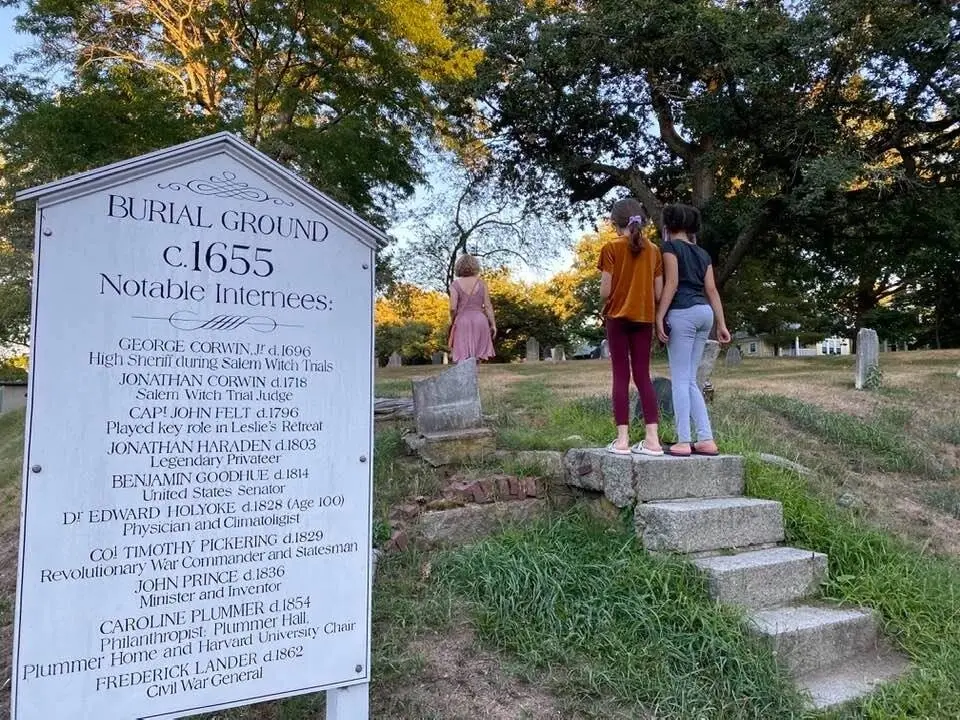 Salem History & Mystery Tour
